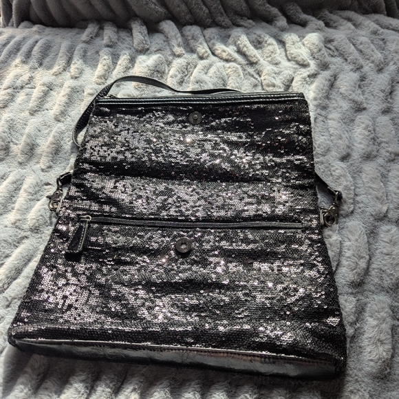 Lot 220 Black Sequined Vintage Y2K Clutch Purse - Picture 2 of 3